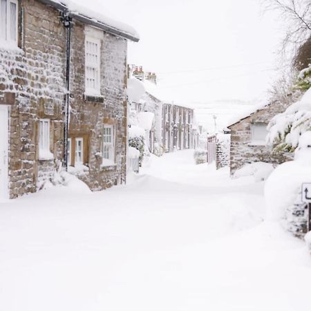 Sweet Pea Cottage Tideswell Esterno foto